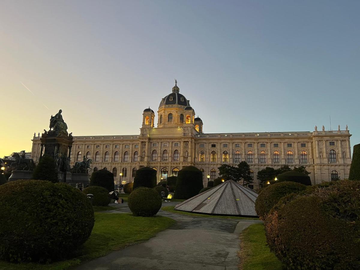 Vienna Design Apartment By Rabe - Kostenfreier Parkplatz & Netflix & Coffee-Bar - Nahe Schloss Schoenbrunn Eksteriør billede
